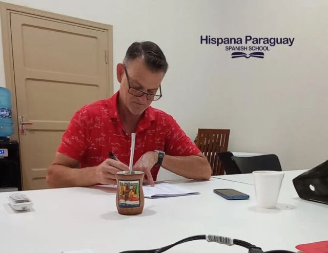 Donny es de 🇺🇸 Los Estados Unidos, el estudia español nivel A - 1 en  Hispana Paraguay !! 😊📚✍️
..
..
..
📢 Hispana Paraguay ofrece las mejores opciones para estudiar español en Asunción !!
 
🔰 Clases 100% presenciales 

🔰 Lunes a Viernes

🔰 De 2 hasta 4 horas por día
 
🔰 Programa Intensivo 

 
 
 ✅️ 📲 WhatsApp +595983232339
 
 
 
 ✅️ 1- 📧 info@hispanaparaguay.com.py
 ✅️ 2- 📧 hispana.paraguay@gmail.com
 

 #estudiaespañol #studySpanish #aprendeespañol #learnspanish #español #spanish #learningspanish #paraguay #asunción #spanishvocabulary #spanishlanguage #spanishonline #spanishteacher #spanish #spanishcourse #hispana #spanishschool #escueladeespañol #hispanaparaguay